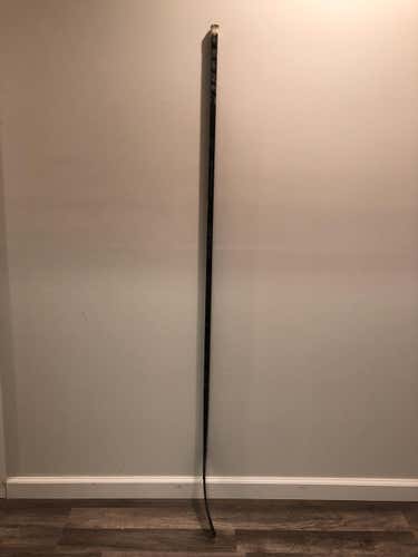 Bauer Nexus 1000 Stick Righty Mid 101 - 105 Senior