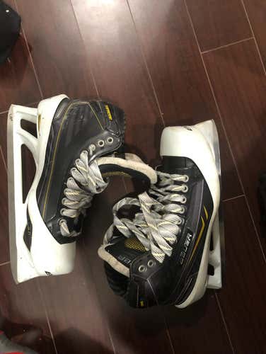 10.5 EE Bauer One9 Goalie Skates In Great Condition