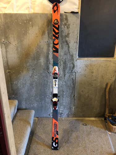Volkl Racetiger World Cup GS 183 Skis with Marker Comp 12 Bindings