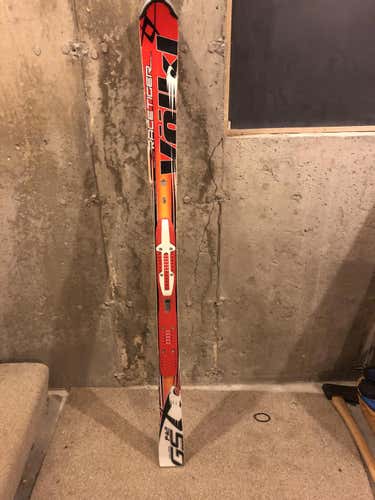 Volkl Racetiger Jr. GS 142 Skis