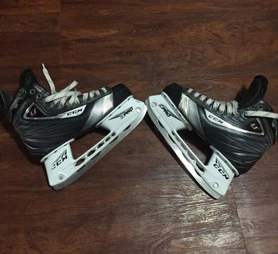 CCM U+ Player Skates Size 7 Used