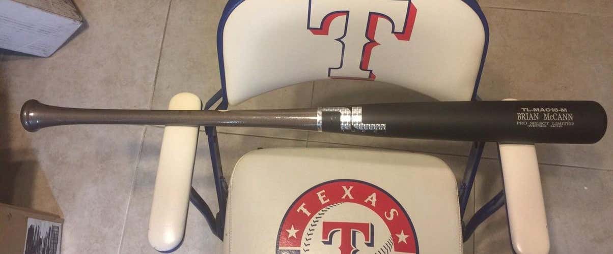 HOUSTON ASTROS BRIAN McCANN GAME TUCCI TL-MAC16-M MAPLE WOOD BAT 34" 31.5oz *No Trades*