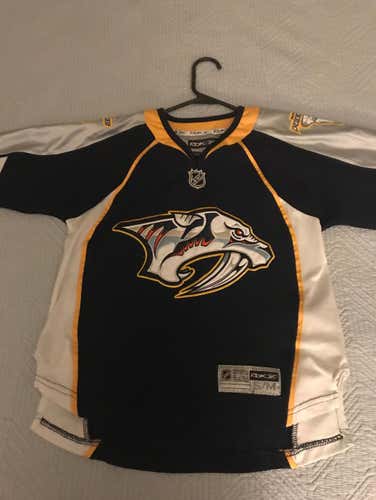 Nashville Predators Youth Small Medium