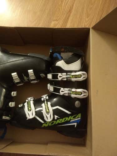 Nordica Boots Dobberman 60 jr
