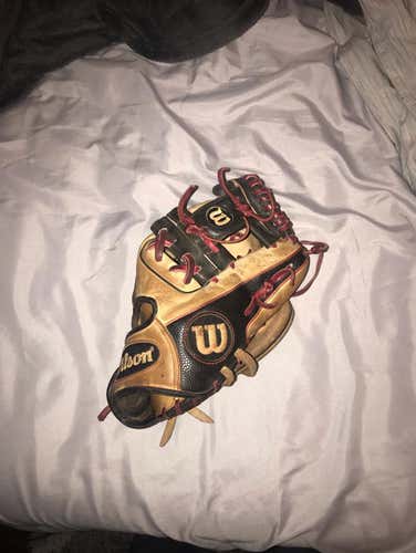Wilson A2000
