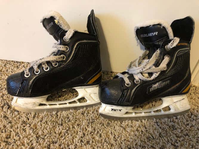 Bauer Youth 11 R Skates