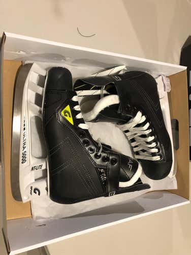 17/18 Graf G755 Pro 7.5D NEW