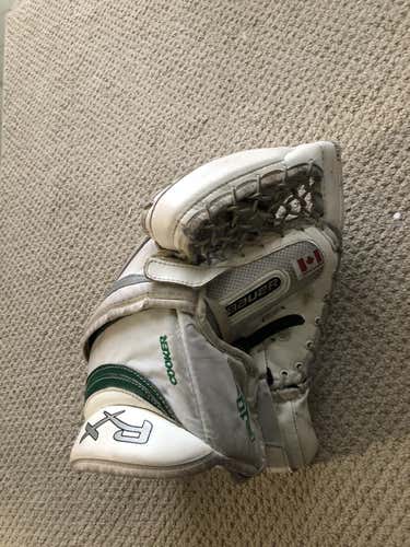 Bauer RX 10 Goalie Glove Regular Senior
