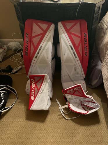 Bauer S170 Senior Size Medium Goalie Set