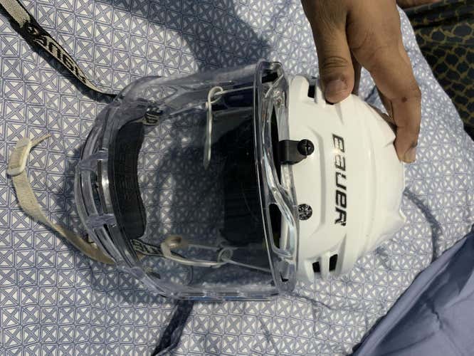 Bauer Re-Akt 75 Helmet