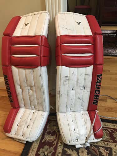 Vaughn Velocity V6 Goalie Leg Pads Senior