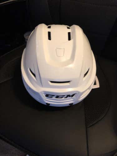 New CCM Tacks 110 Helmet Size M