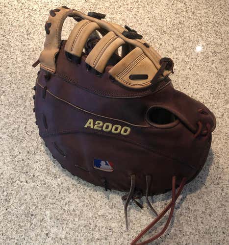 Wilson A2000 12” First Base Glove
