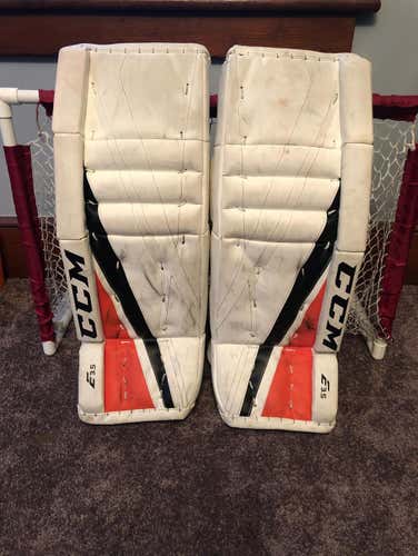 26 +1 CCM Goalie pads