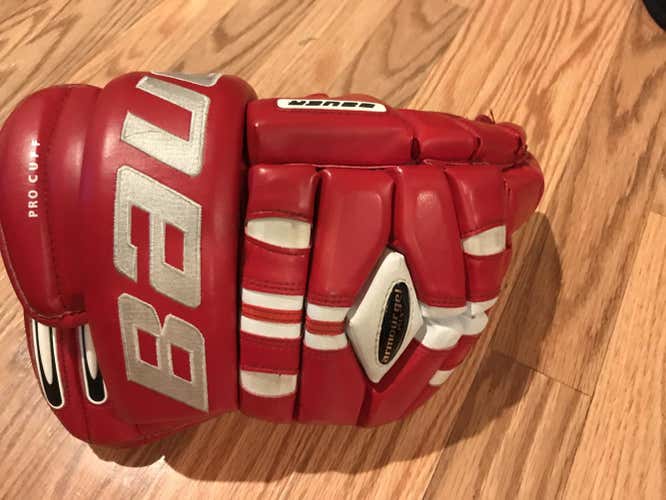 Bauer Supreme 5000 Pro Cuff Gloves