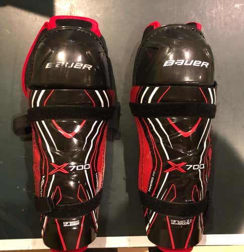 Bauer X700 Shin Guards Senior