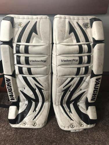 Vaughn goalie Pads