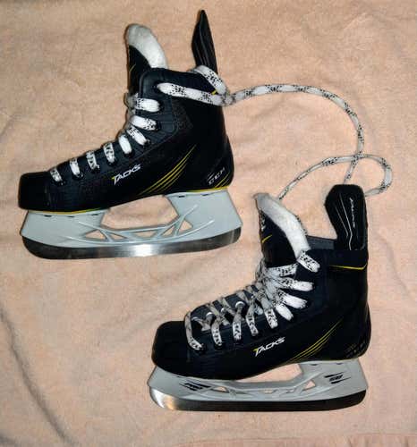 CCM Tacks 3052 Skates Junior Size 3