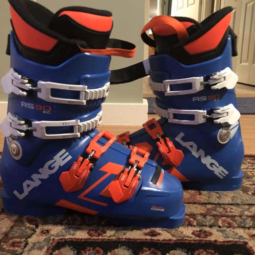 Lange RS 90 sc Racing Ski Boots. Lightly Used. 2018 Model.