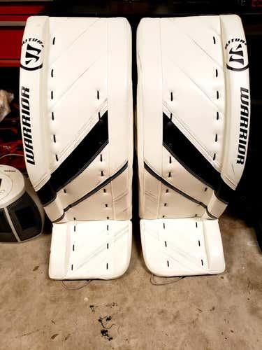 Warrior G4 PRO 34+1.5 pads and gloves
