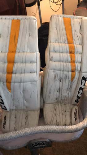CCM Extreme Flex II Goalie Leg Pads Senior
