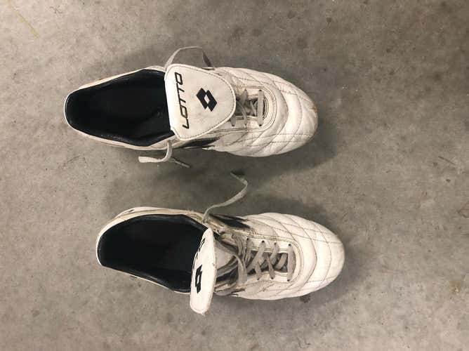 Men’s Lotto Soccer Cleats Size 10