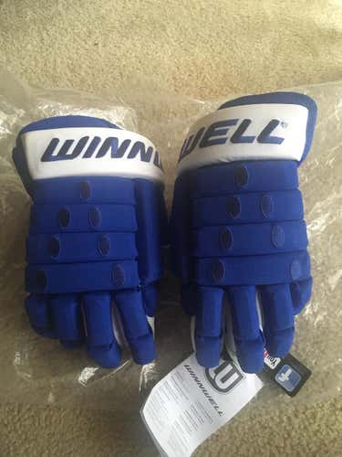 NWT! Winnwell Classic 4 Roll Toronto 14”