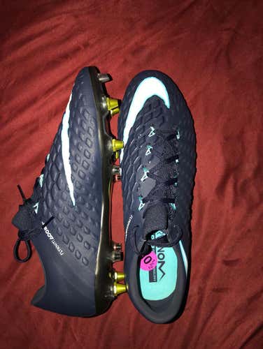 Hypervenom Phantom 3 Low SG 10.5 *WILLING TO TRADE*
