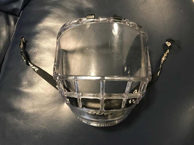 Bauer Concept Shield Senior Medium