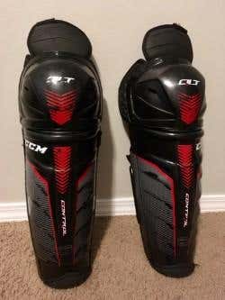 CCM QuickLite Control Shin Pads Senior