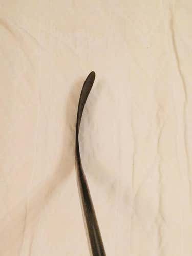 Bauer Nexus 8000 SE Stick Lefty Toe 82 flex Senior Pro Stock