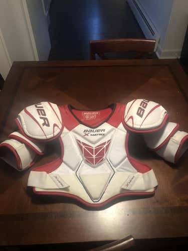 Bauer Shoulder Pads Senior matrix