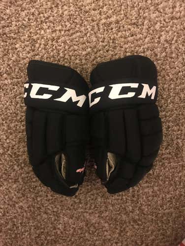 Junior 10” CCM Gloves