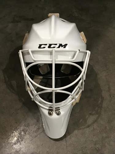 CCM GF Pro Goalie Mask Senior size Medium with white cateye cage