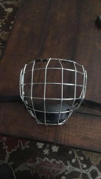 Rare Chrome CCM FM480 Cage