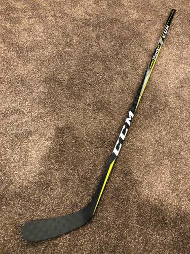CCM Super Tacks 2.0 Debrincat Blackhawks 75 flex RH