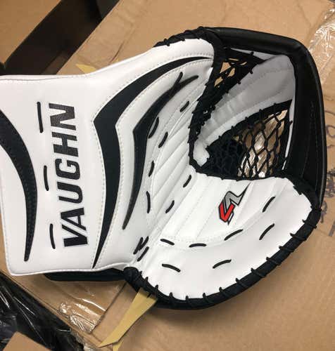 Vaughn Velocity V7 XR Pro Carbon Glove