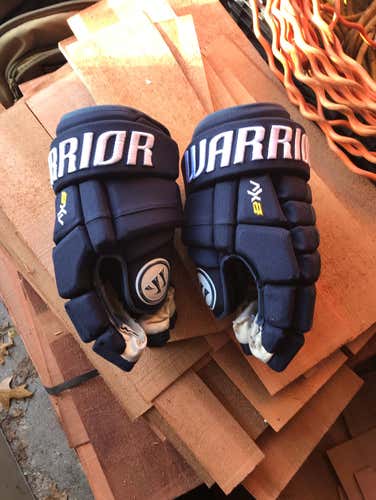 Warrior AX2 Navy Hockey Gloves