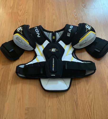 Easton Synergy EQ20 Shoulder Pads Senior Large