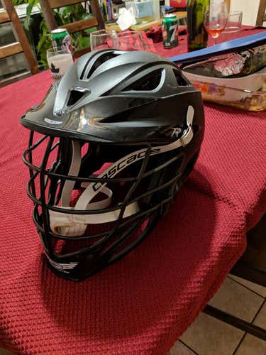 Cascade R Helmet Helmet Adult
