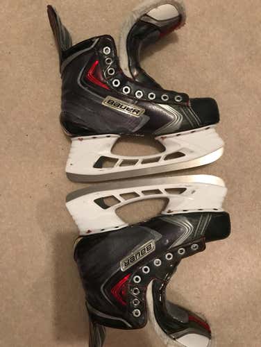 Bauer Vapor x100 Hockey Skates