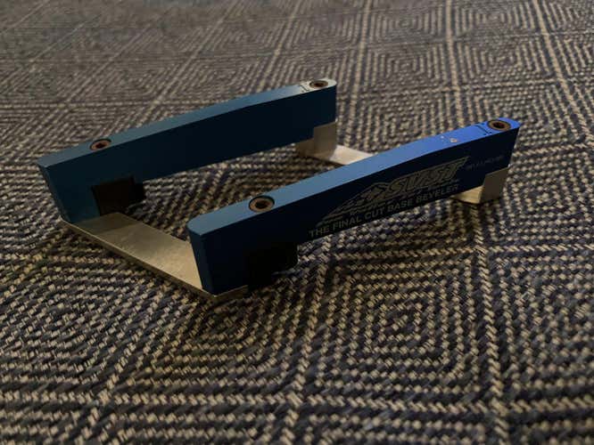 Excellent Condition SVST The Final Cut 1.0 Degree Base Beveling Tool