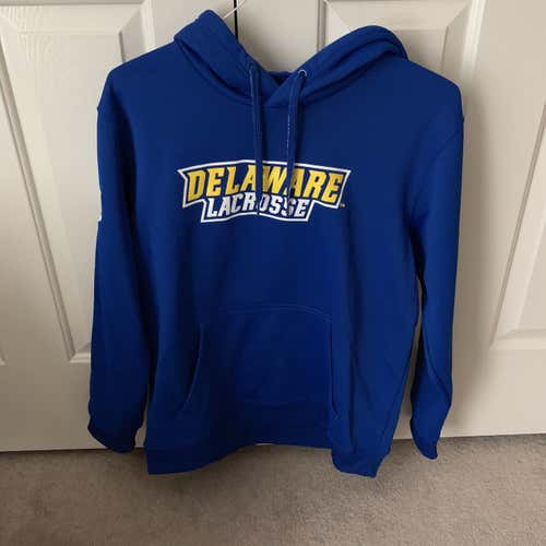 Delaware Lacrosse Team Issued Hoodie #45 On Sleeve