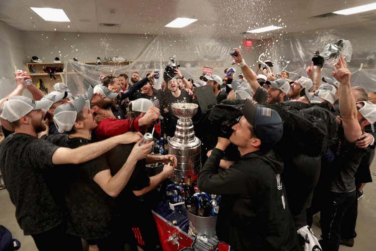 Last Day Of Sale!! Lots Of Good Items In Locker