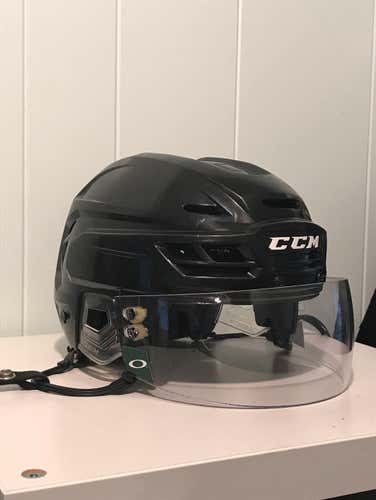 Black Medium CCM Resistance Model Helmet