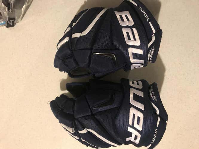 New Bauer Gloves