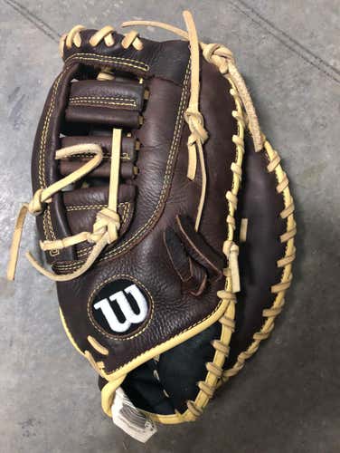 Wilson A800 First Base Mitt