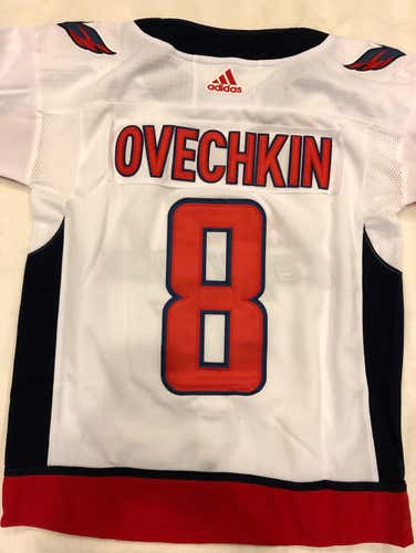 Washington Capitals ALEXANDER OVECHKIN #8 Replica Game Jersey