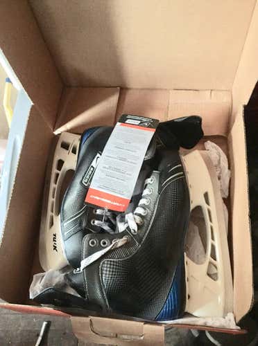 New In Box Nike Bauer One.35 Skates Size 9.5d