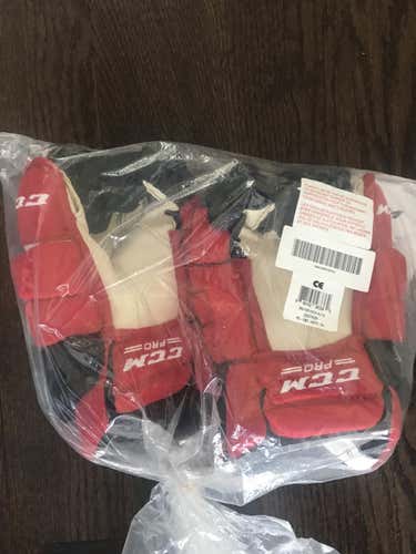 New CCM HGTK Gloves Senior Pro Stock